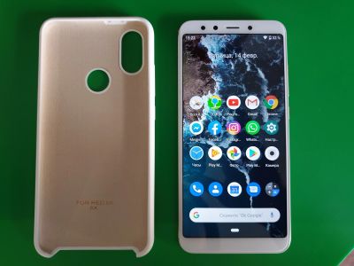 Лот: 15499053. Фото: 1. Xiaomi MI A2. Смартфоны