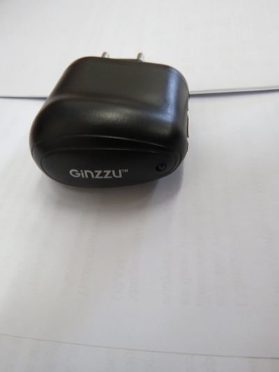 Лот: 17314845. Фото: 1. Сетевое Зарядное Устройство Ginzzu... Зарядные устройства, блоки питания, адаптеры сетевые для смартфонов