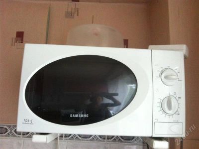 Лот: 1058869. Фото: 1. Микроволновая печь samsung. Микроволновки, мини-печи