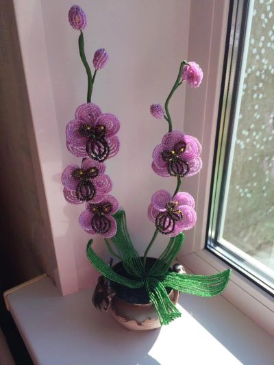 Лот: 4043256. Фото: 1. Орхидея фиолетовая. Бисероплетение