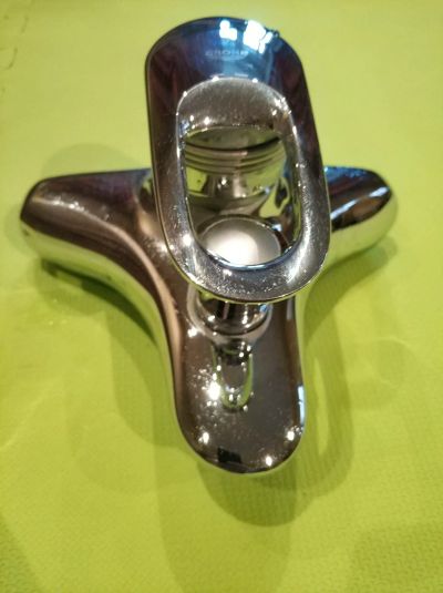 Лот: 16145513. Фото: 1. Смеситель GROHE частично неисправен... Смесители