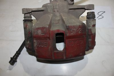 Лот: 18600026. Фото: 1. Суппорт передний левый Toyota... Тормозная система