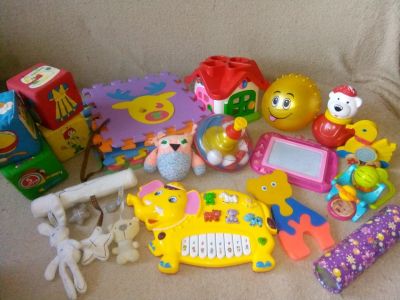 Лот: 15772320. Фото: 1. Игрушки малышам 1. Развивающие