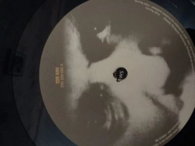 Лот: 21545965. Фото: 1. Eurythmics ! Юритмикс ! две пластинки... Аудиозаписи