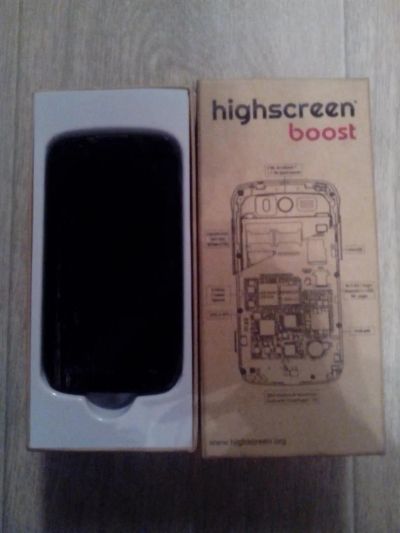 Лот: 3721534. Фото: 1. Продам телефон highscreen boost... Смартфоны
