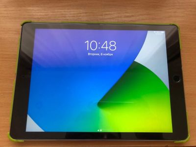Лот: 19602470. Фото: 1. Планшет apple iPad air 2. Планшеты