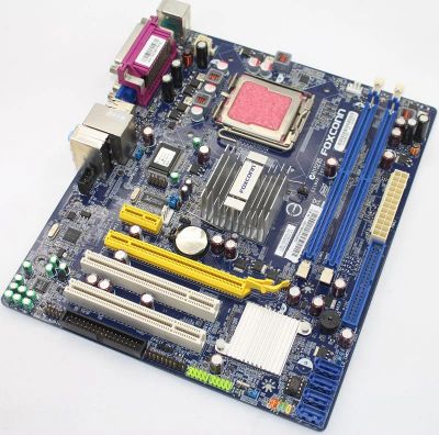 Лот: 9072233. Фото: 1. Материнская плата Foxconn G31MXP... Материнские платы