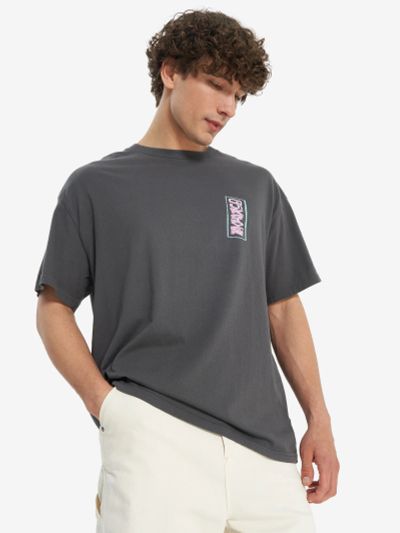 Лот: 25544568. Фото: 1. Футболка мужская оверсайз Quiksilver... Другое (спортивная одежда)