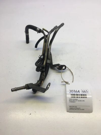 Лот: 20381092. Фото: 1. Трубка топливная Nissan Cefiro... Топливная система