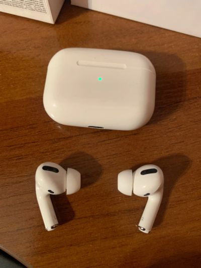 Лот: 19979655. Фото: 1. Наушники AirPods pro не оригинал. Наушники, гарнитуры