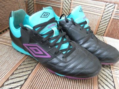 Лот: 2813417. Фото: 1. Многошиповки UMBRO 5V5 VENOM CUP... Кеды, кроссовки, слипоны