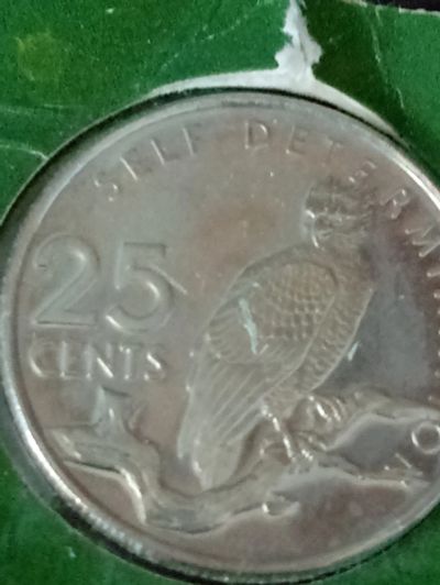 Лот: 12625337. Фото: 1. Гайана 25 центов 1980 год из буклета... Америка