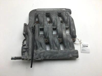 Лот: 20390617. Фото: 1. Коллектор впускной Mazda Mpv 2000... Двигатель и элементы двигателя