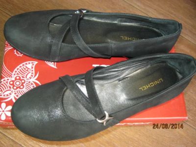 Лот: 3435173. Фото: 1. Туфли школьные для девочки б/у... Туфли