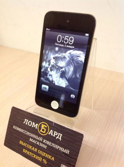 Лот: 9023132. Фото: 1. MP-3 плеер Apple iPod touch 4... Плееры