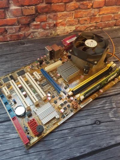 Лот: 11390764. Фото: 1. Материнская плата Asus P58SE. Материнские платы