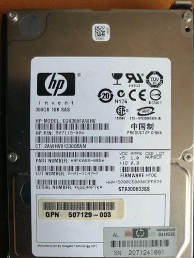 Лот: 23538393. Фото: 1. HDD 300 Гбайт SAS 10K 2.5. Жёсткие диски (HDD)