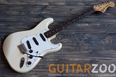 Лот: 15307576. Фото: 1. Fender Japan ST72-70 Stratocaster. Гитары