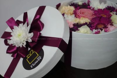 Лот: 6757921. Фото: 1. FlowerBox Цветочная коробка Коробка... Свежие цветы