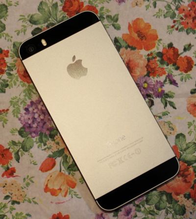 Лот: 4671096. Фото: 1. iPhone 5S 16гб. Смартфоны