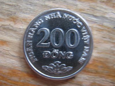 Лот: 21074867. Фото: 1. Монеты Азии. Вьетнам 200 донг... Азия