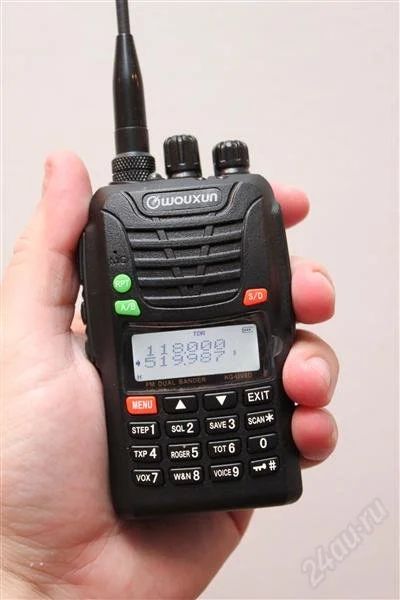 Лот: 2385439. Фото: 1. рация\радиостанция wouxun kg-uv6d... Рации, радиостанции