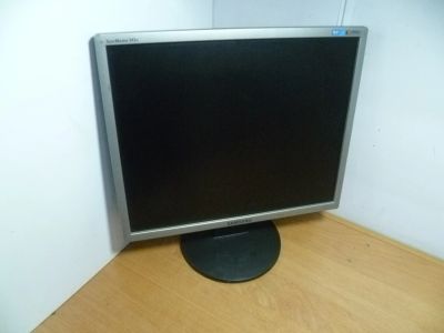 Лот: 18936705. Фото: 1. Монитор Samsung 943N 19*. ЖК-мониторы