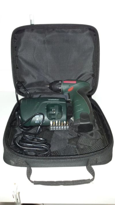 Лот: 11396943. Фото: 1. Шуруповерт metabo PowerGrip Li. Электроинструмент