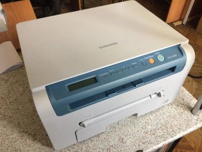 Лот: 10387451. Фото: 1. Надёжное МФУ Samsung SCX-4220... МФУ и копировальные аппараты