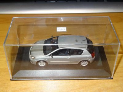 Лот: 5847210. Фото: 1. Toyota Corolla, 3 doors, Minichamps... Автомоделизм