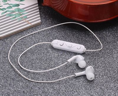 Лот: 16239874. Фото: 1. Спортивные блютуз наушники bluetooth... Красноярск