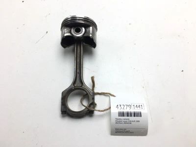 Лот: 20390962. Фото: 1. Поршень с шатуном Mitsubishi Lancer... Двигатель и элементы двигателя