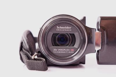 Лот: 24348473. Фото: 1. Samsung HMX h200. Видеокамеры