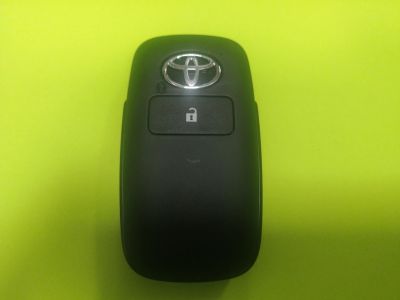 Лот: 22846278. Фото: 1. Смарт ключ Toyota Raize. Электрооборудование