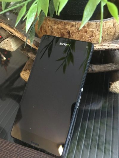 Лот: 6741018. Фото: 1. Sony Xperia Z3 compact black идеальное... Смартфоны