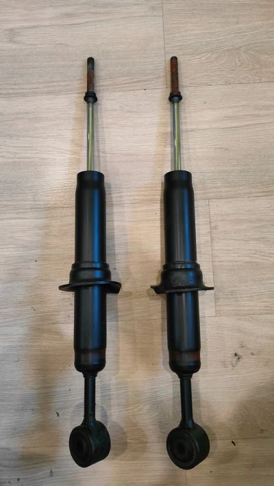 Лот: 19575738. Фото: 1. Стойки 48510-60260 Land Cruiser... Ходовая, подвеска, рулевое управление