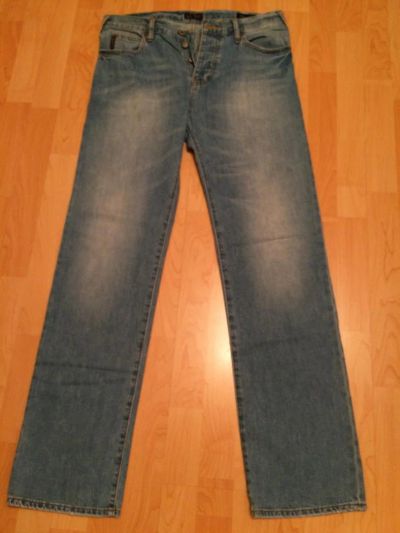 Лот: 4577317. Фото: 1. голубые джинсы armani jeans состояние... Брюки, джинсы, шорты