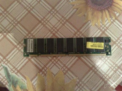 Лот: 241503. Фото: 1. Модуль памяти DIMM SDRAM 256Mb... Оперативная память