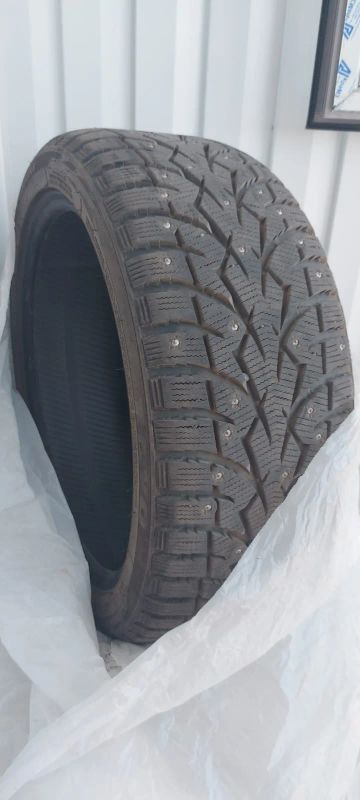 Лот: 19302012. Фото: 1. Шины Toyo 225/40R18 95T Observe... Шины