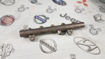 Лот: 23591496. Фото: 1. Топливная рейка Peugeot 407 DW10BTED4... Топливная система
