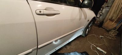 Лот: 19880403. Фото: 1. Двери Toyota altezza. Кузов