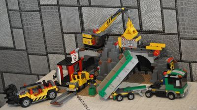 Лот: 18237725. Фото: 1. Конструктор LEGO City Mining Шахта... Конструкторы