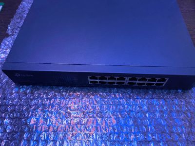 Лот: 18414293. Фото: 1. Коммутатор TP-Link TL-SG1016D... Коммутаторы