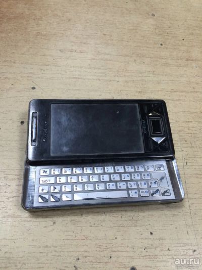 Лот: 9715406. Фото: 1. рабочий телефон Sony Xperia X1. Кнопочные мобильные телефоны