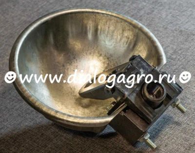 Лот: 25406001. Фото: 1. Поилка индивид. ПА-1Б /оцинк.чаша... Миски, лотки, наполнители