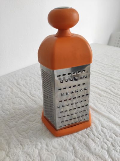 Лот: 14918785. Фото: 1. Тёрка. Другое (посуда, кухонная утварь)