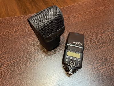 Лот: 17811203. Фото: 1. Вспышка Canon Speedlite EX430... Вспышки, осветители, рассеиватели