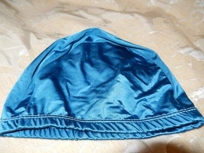 Лот: 7359960. Фото: 1. Плавательная шапочка синяя новая. Плавание