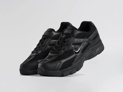 Лот: 25712595. Фото: 1. Кроссовки Nike Initiator. Кеды, кроссовки, слипоны