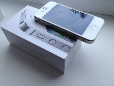 Лот: 3482176. Фото: 1. Iphone 4s 16gb. Смартфоны